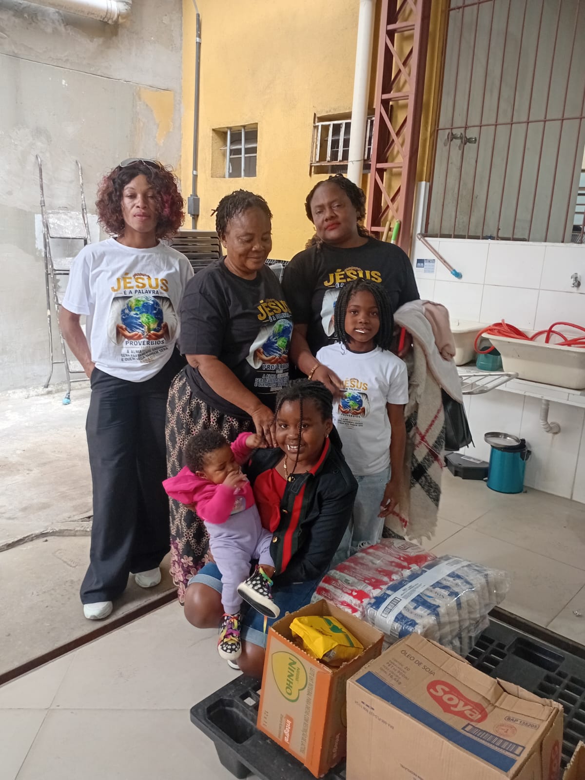 Families and children with food parcels received through the outreach